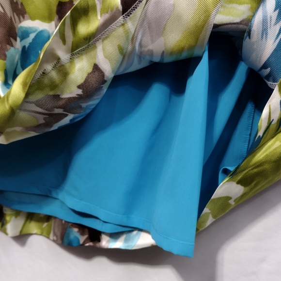 NWT Talbots 100% Silk Watercolor Floral Skirt Womens 22WP Bule Green Artsy Retro - Picture 5 of 10
